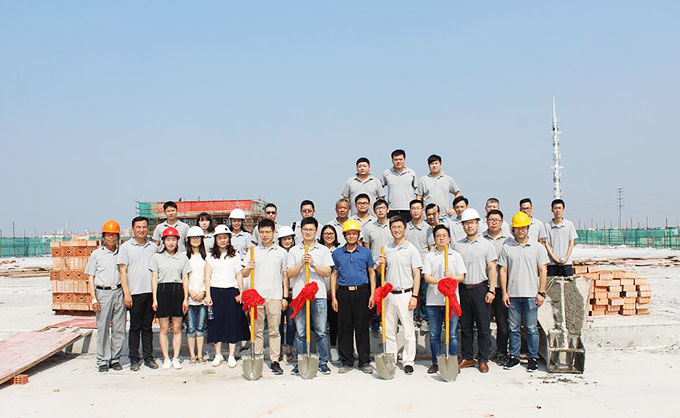 喜訊！百聯(lián)新建廠房建筑主體今日封頂！